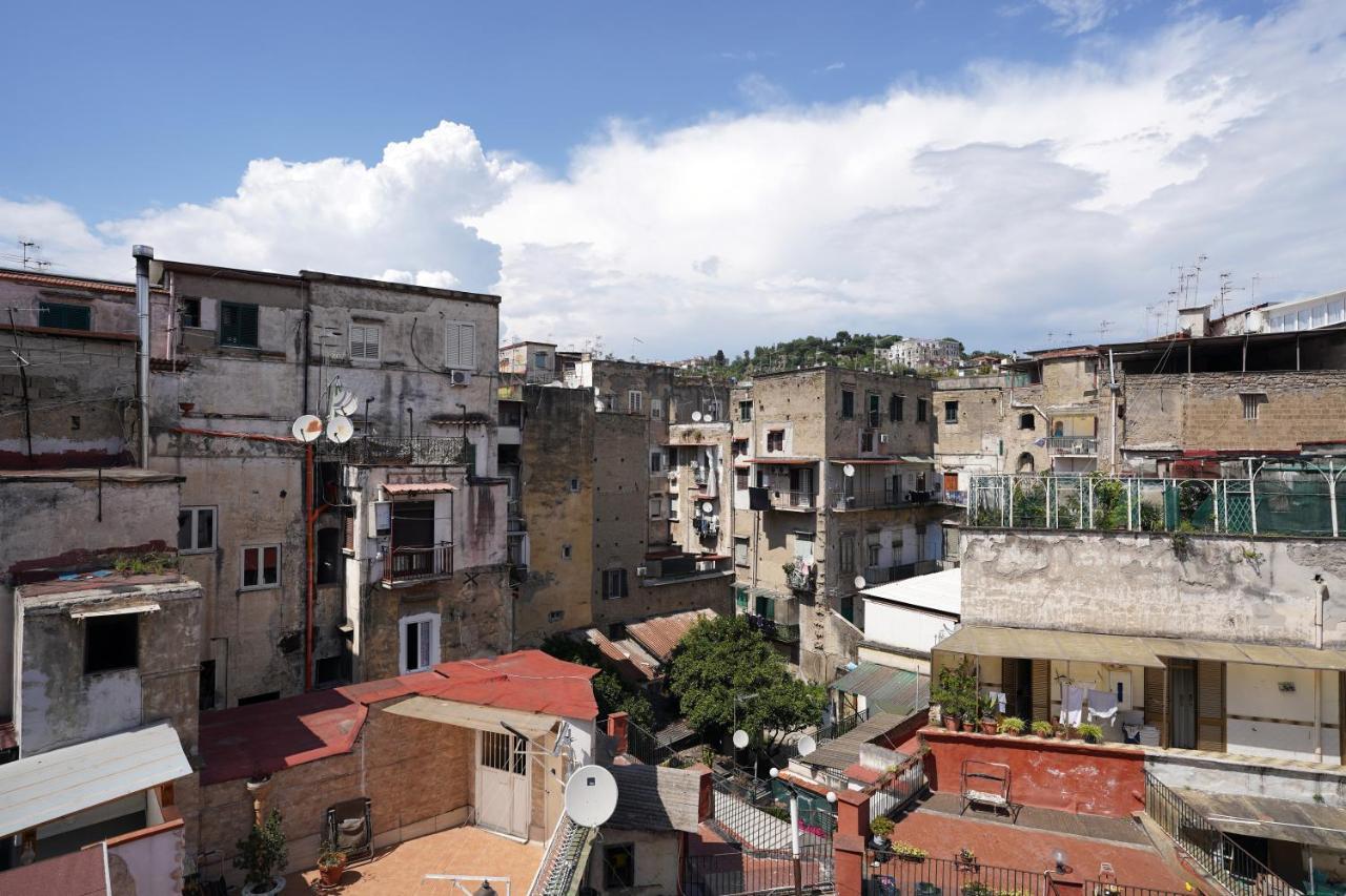 Nonnadora Naples